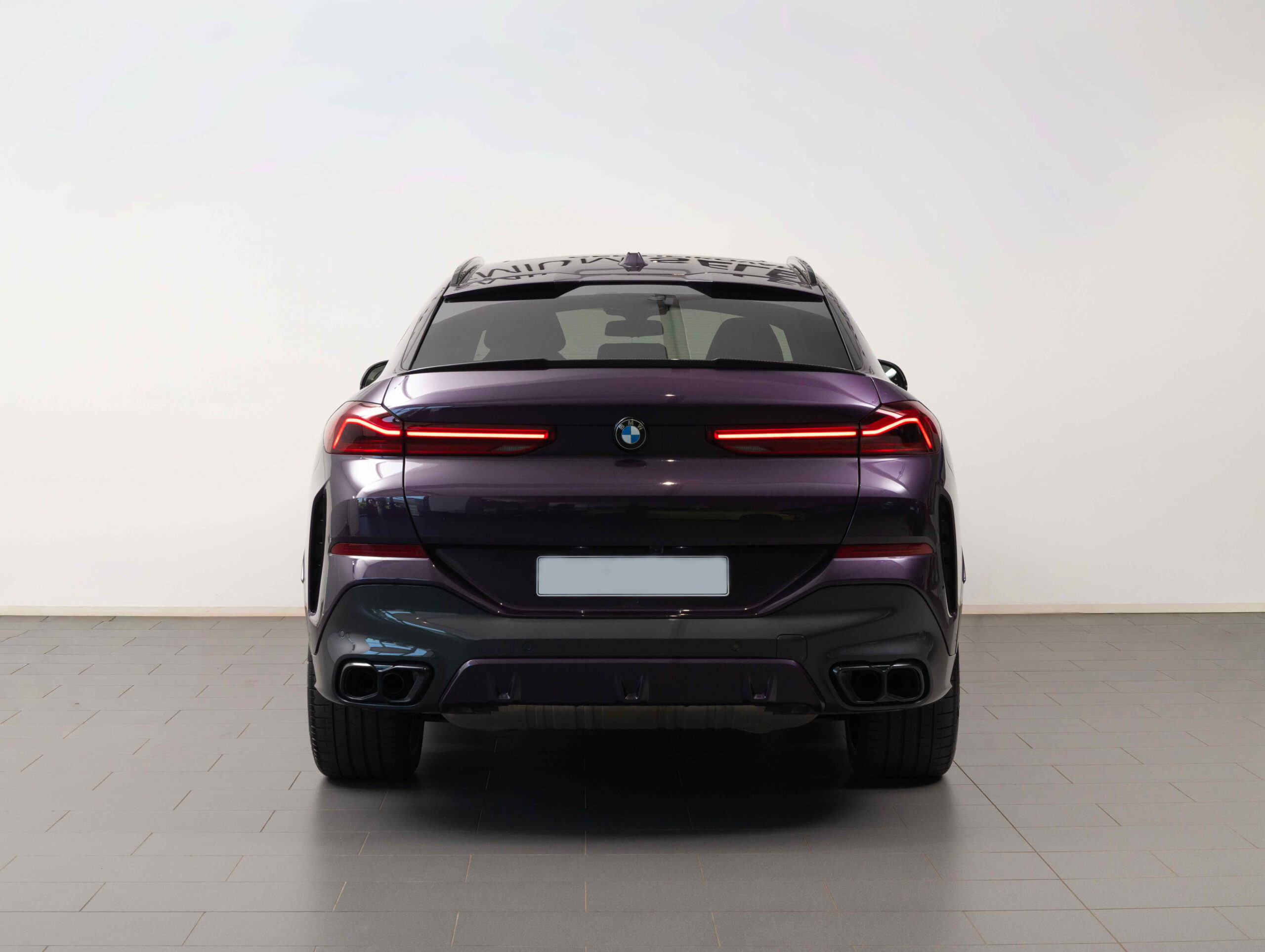 BMW X6 M60i