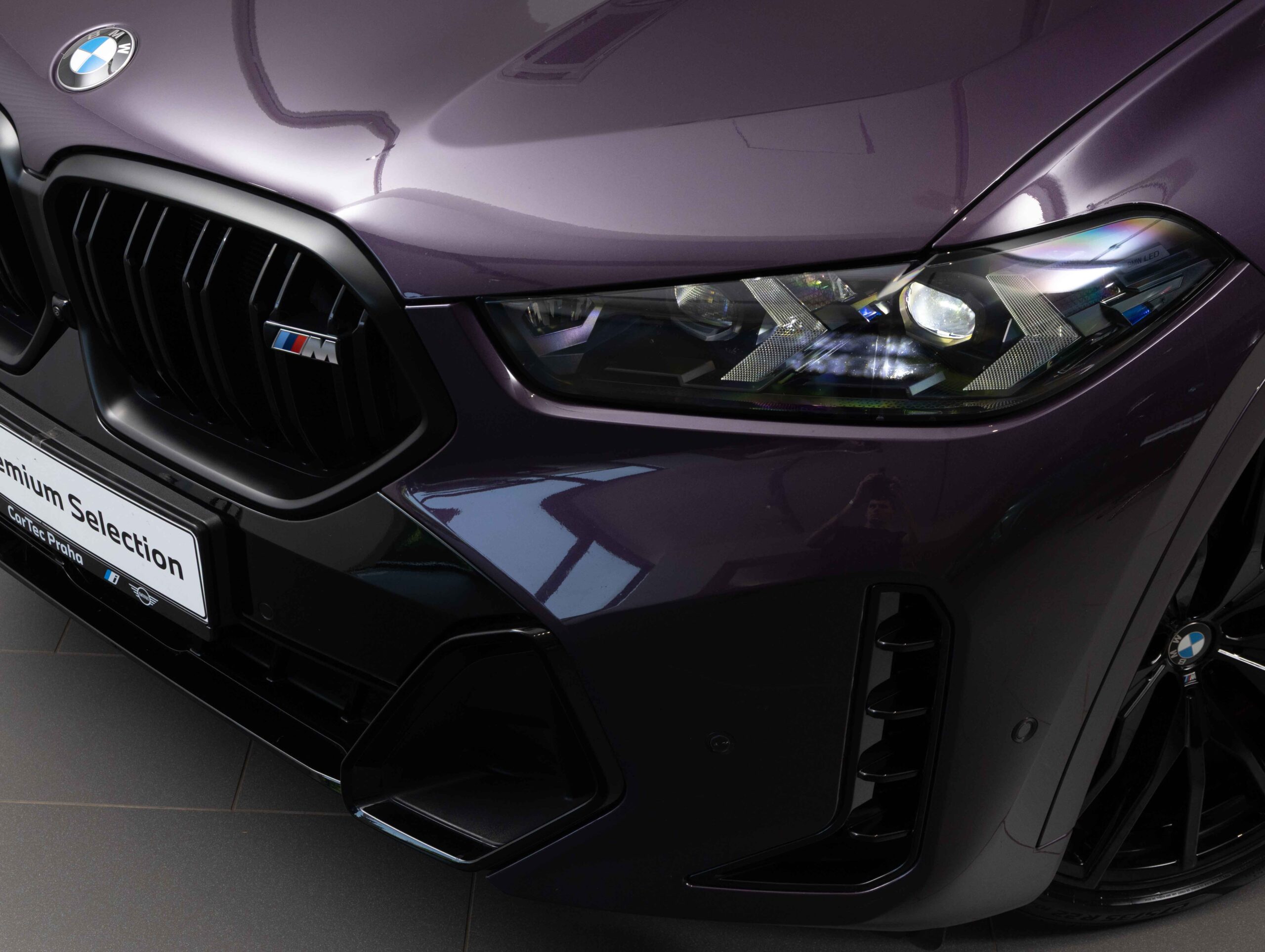 BMW X6 M60i