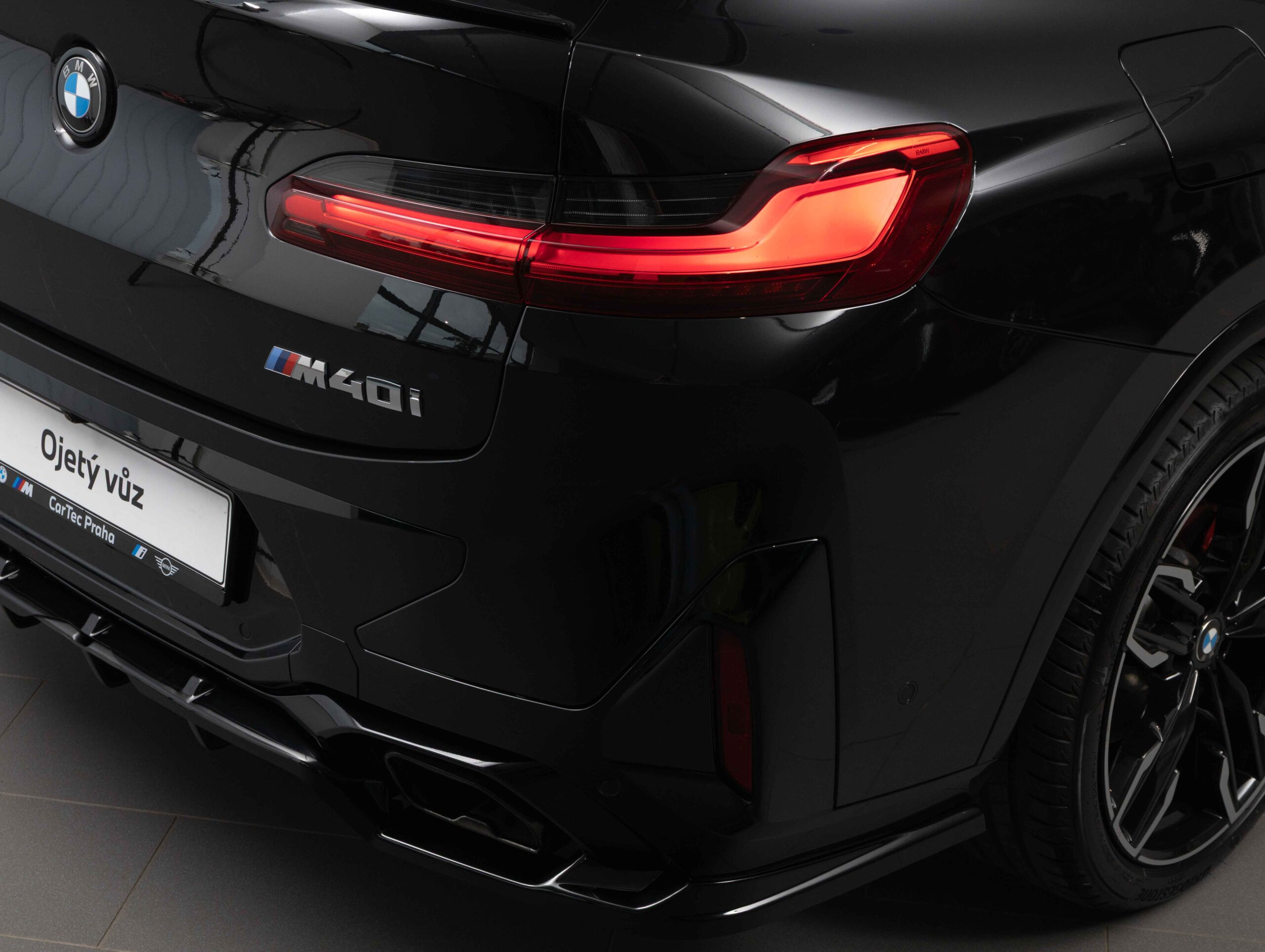 BMW X4 M40i
