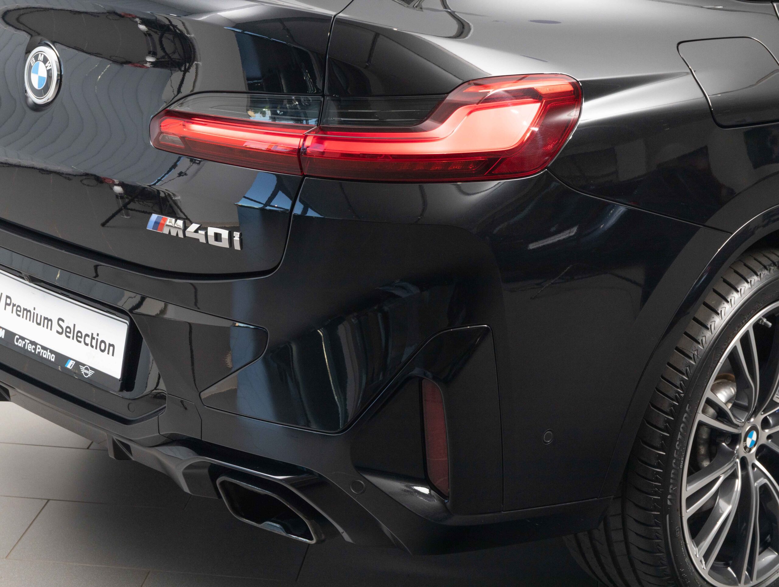 BMW X4 M40i