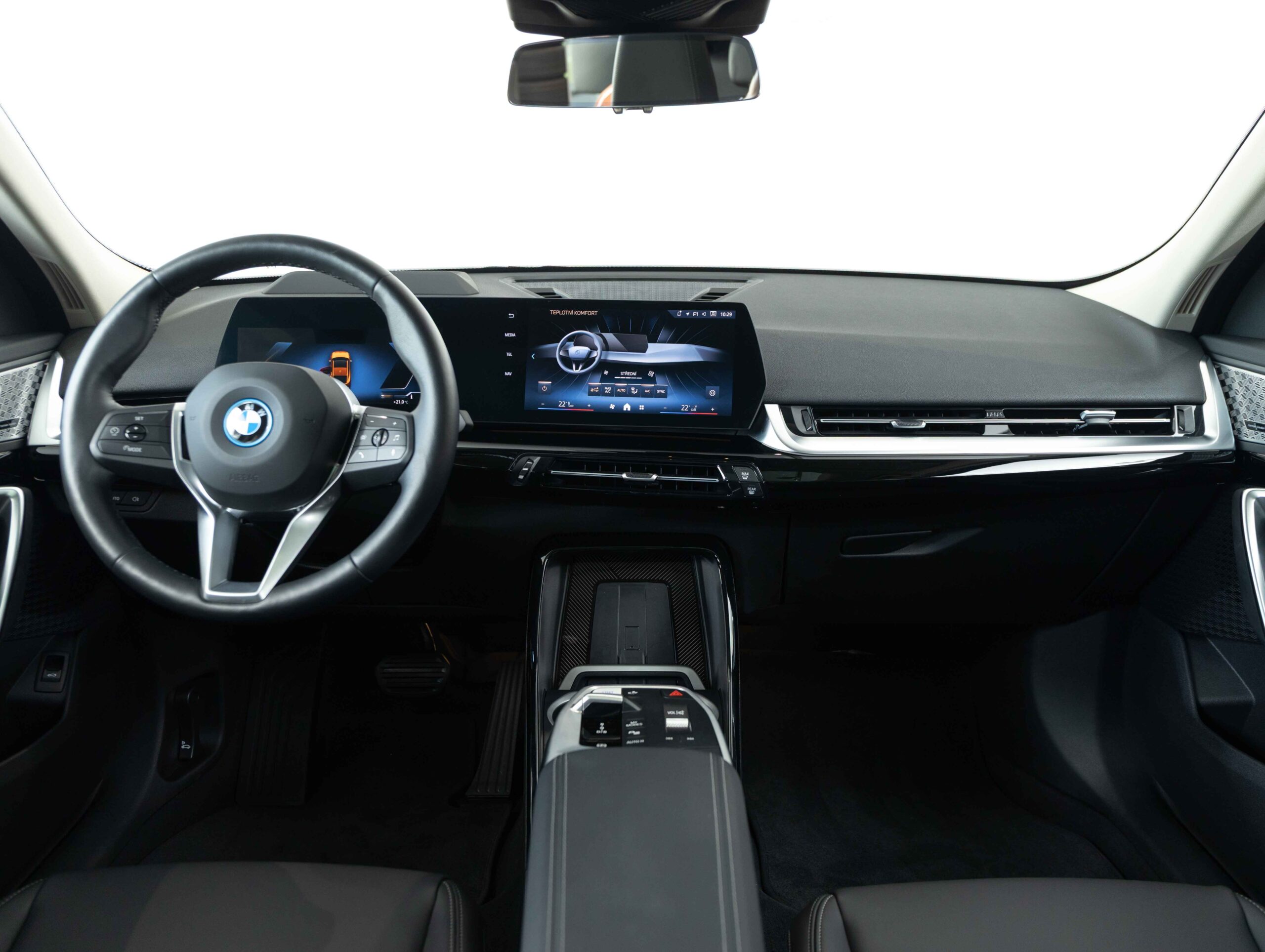 BMW iX2 xDrive30