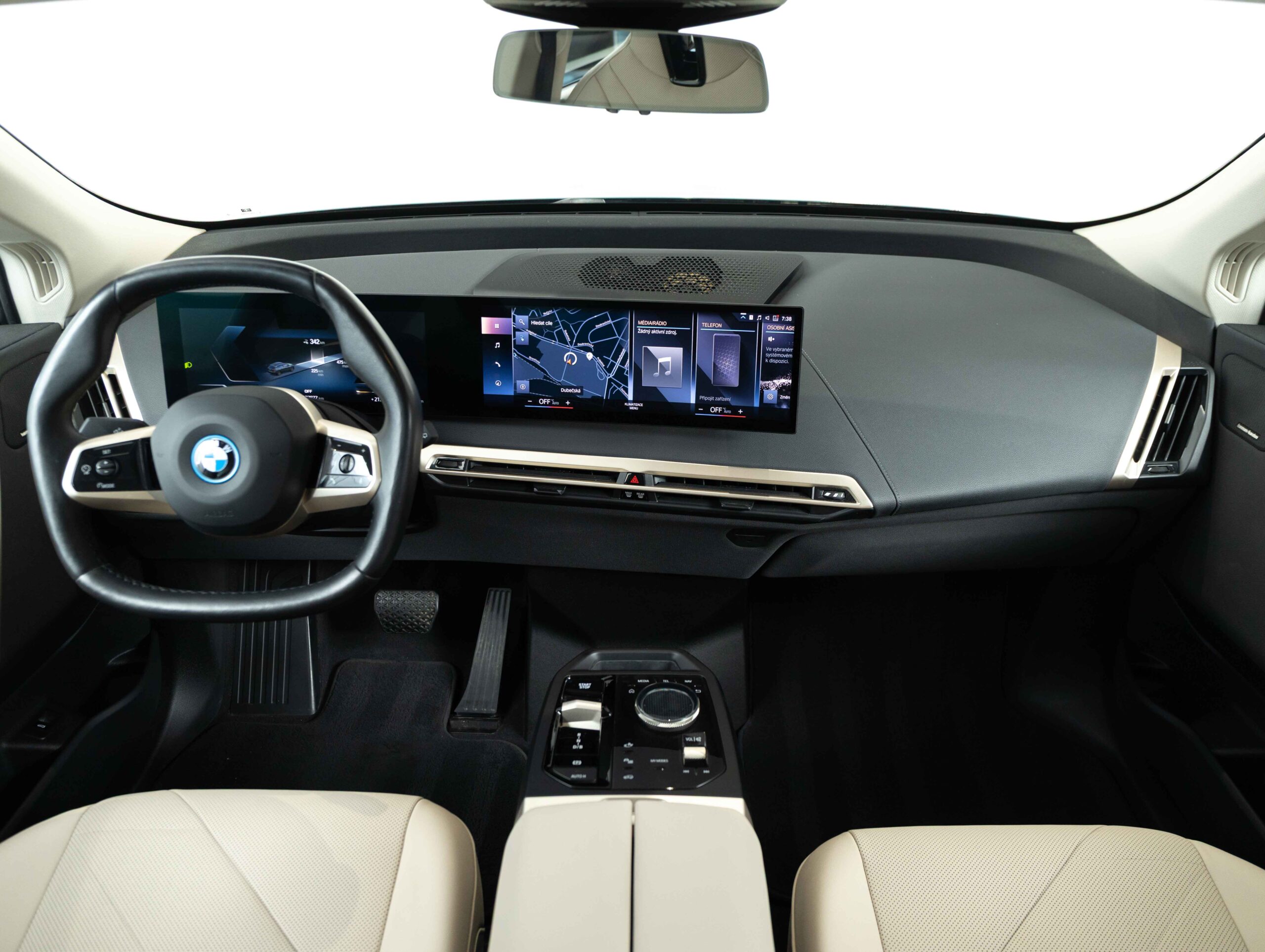 BMW iX xDrive50