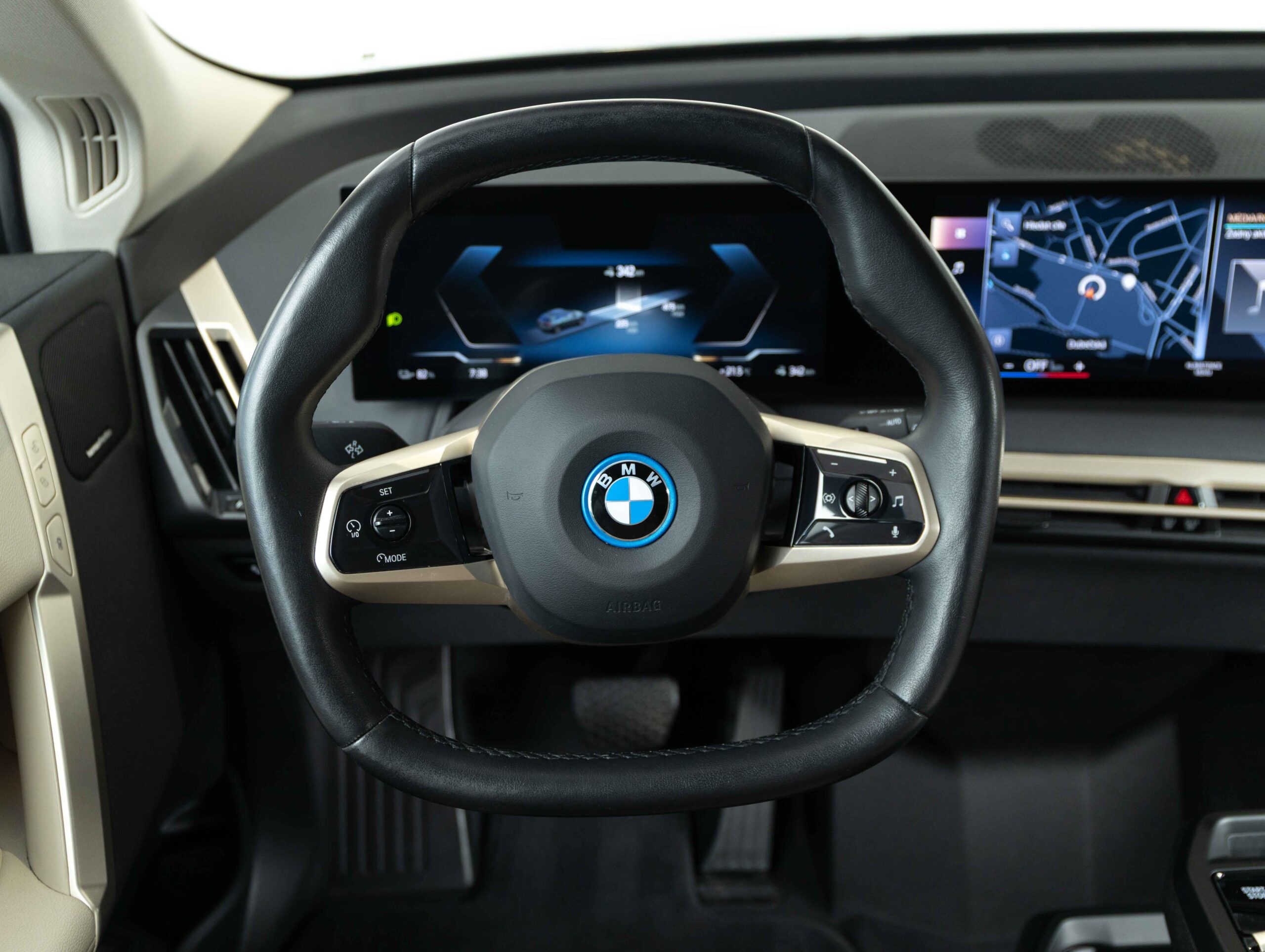 BMW iX xDrive50