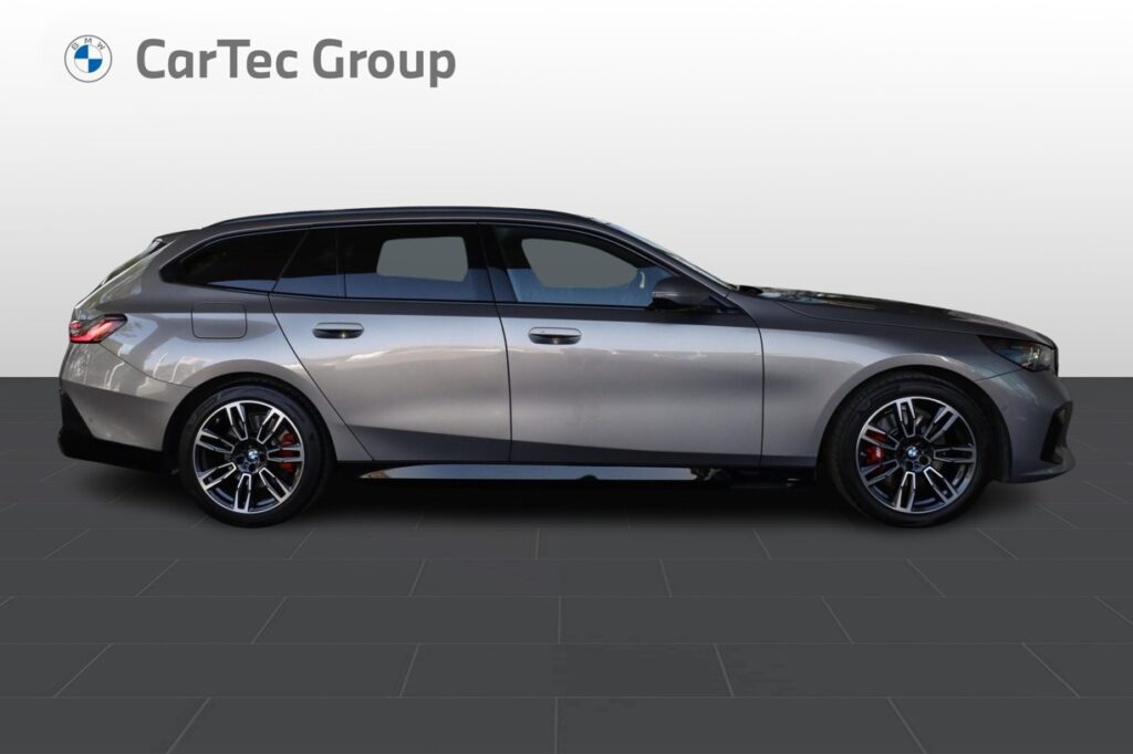 BMW 530e xDrive Touring