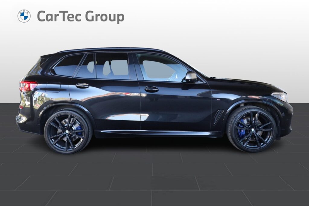 BMW X5 M50d