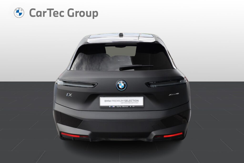 BMW iX xDrive40