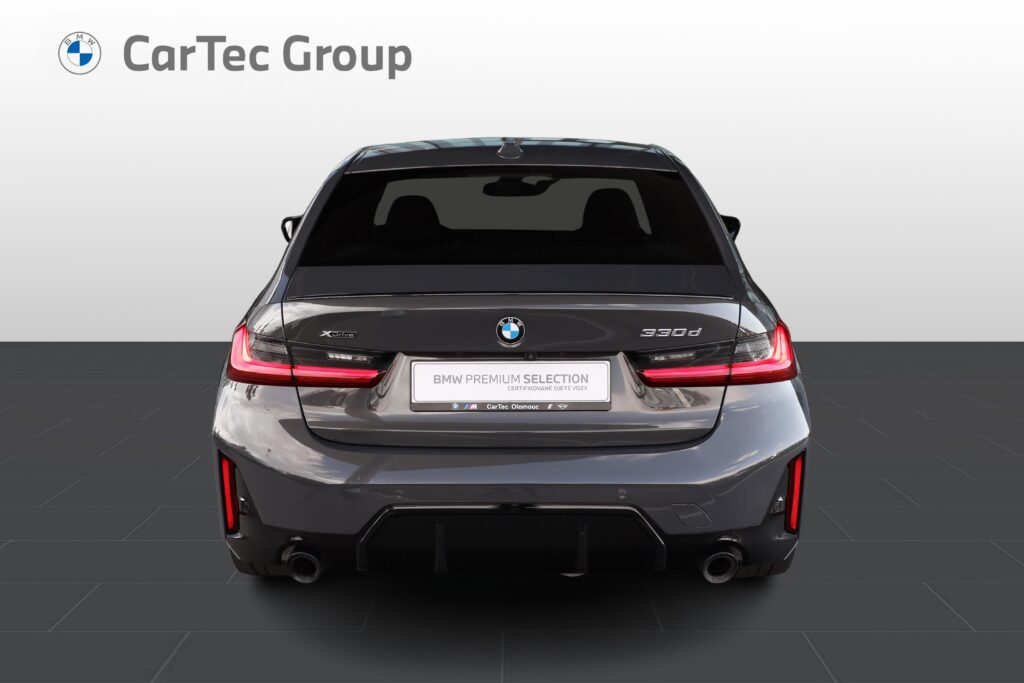 BMW 330d xDrive Sedan