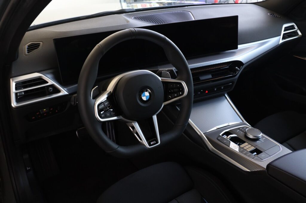 BMW 320d xDrive Sedan