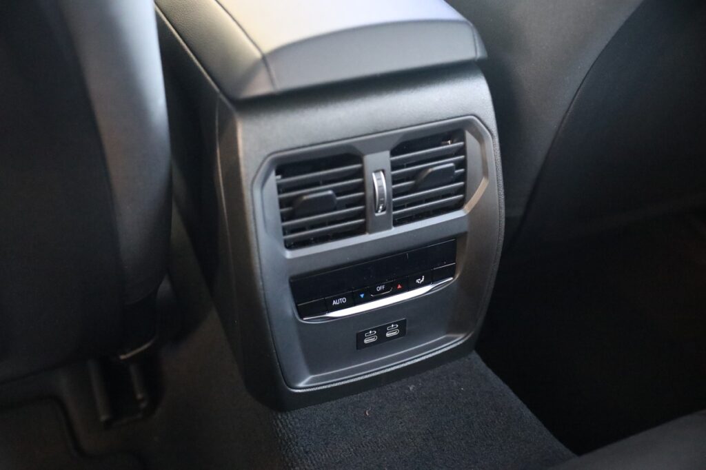 BMW 320d xDrive Sedan
