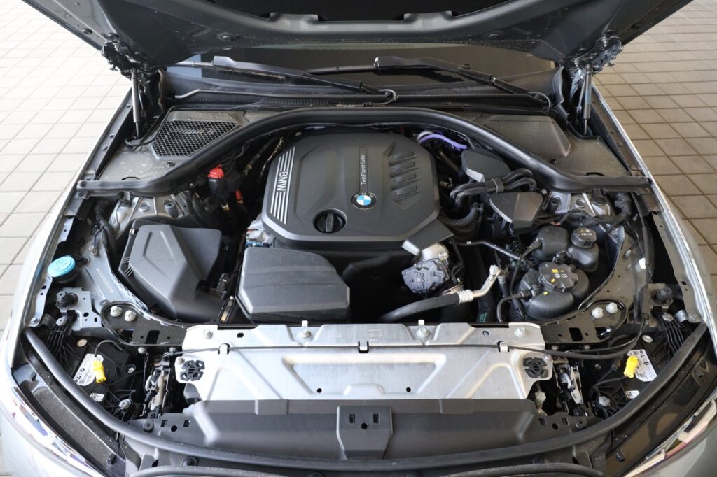 BMW 320d xDrive Sedan