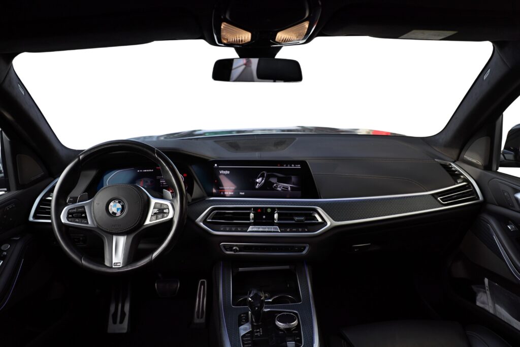 BMW X7 M50d