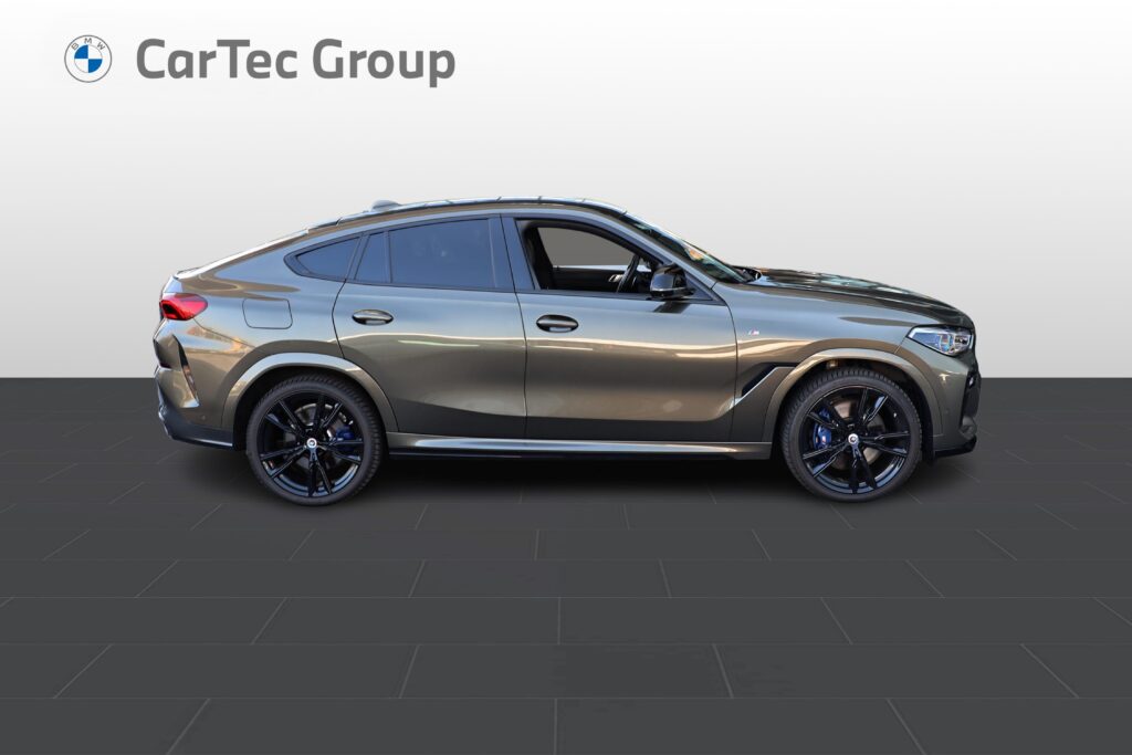 BMW X6 M50i