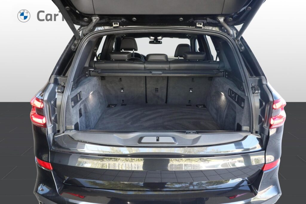 BMW X5 M50d