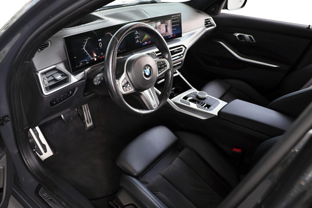 BMW 330d xDrive Sedan