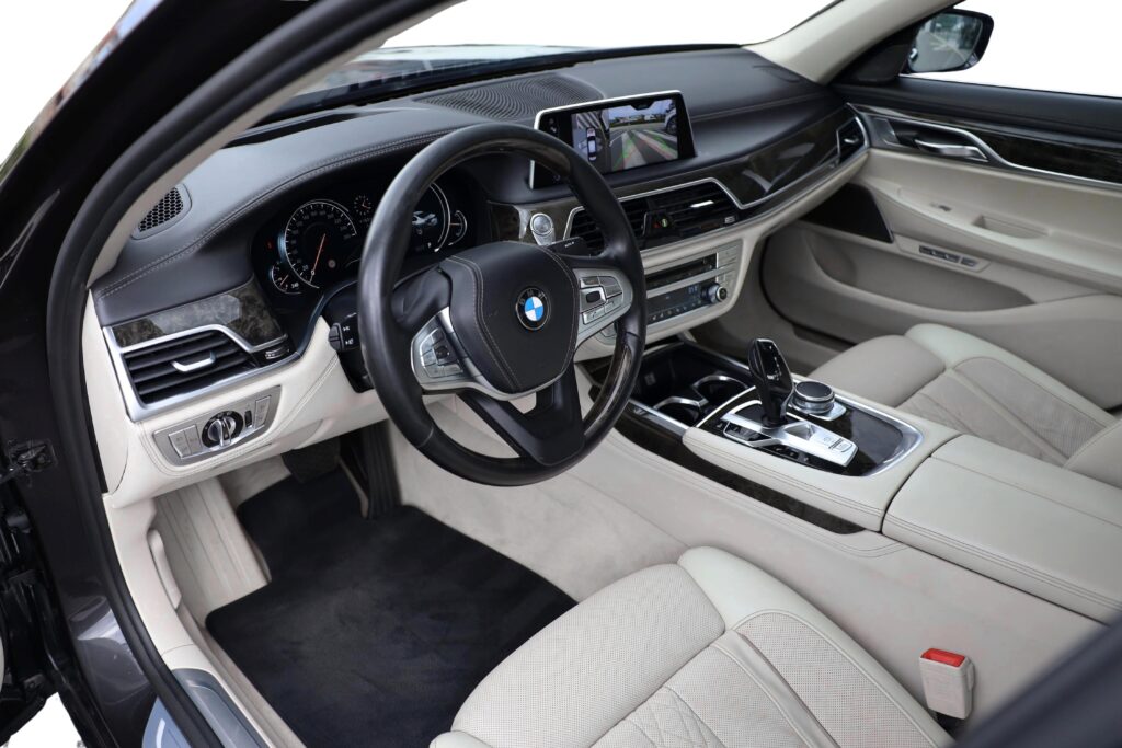 BMW 750Li xDrive