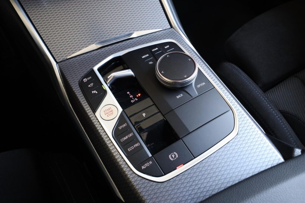 BMW 320d xDrive Touring