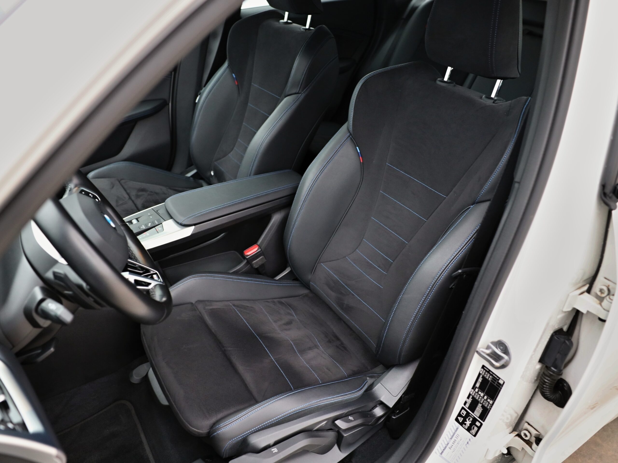 BMW X1 xDrive23i