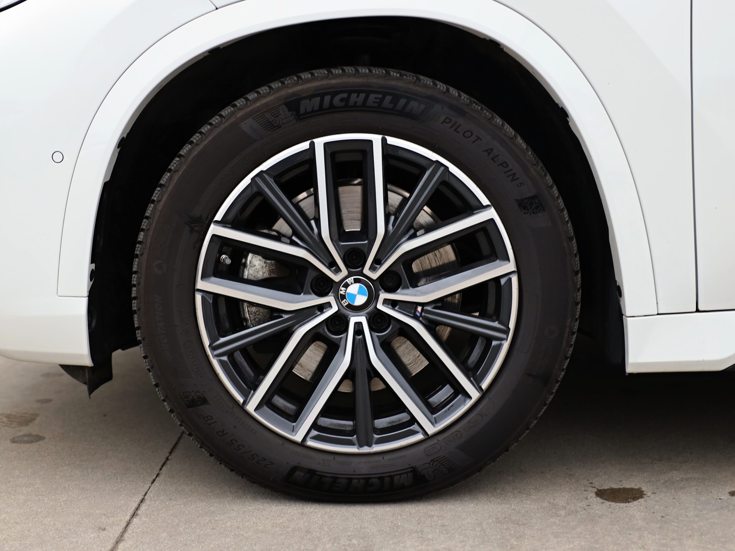 BMW X1 xDrive23i