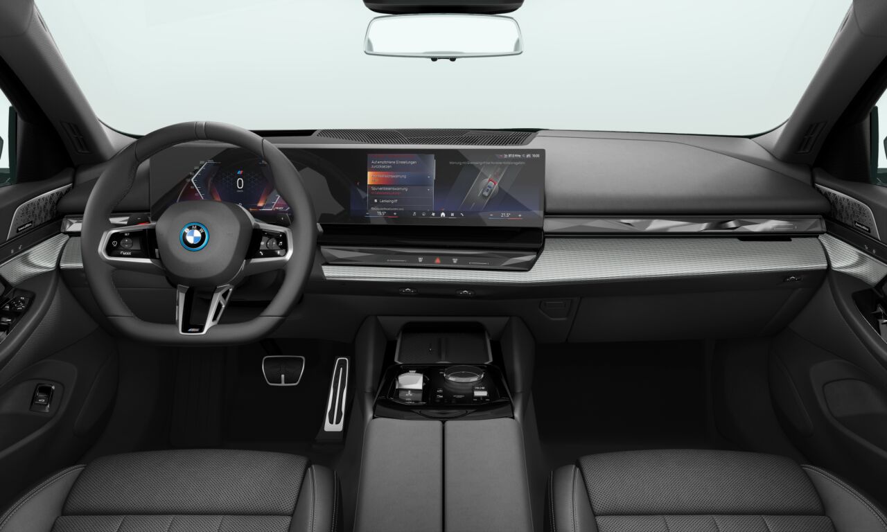 BMW 550e xDrive Touring