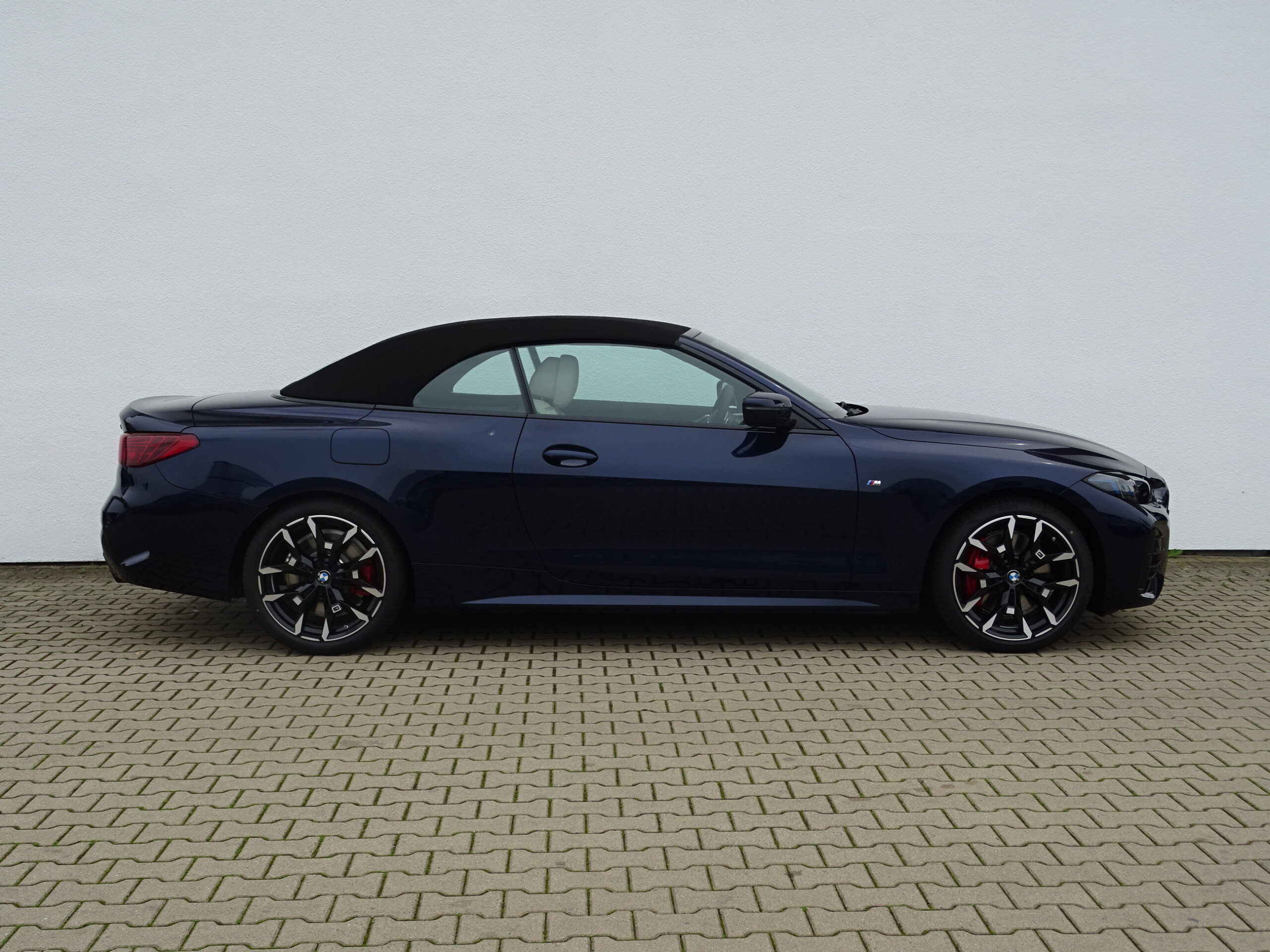 BMW 430i xDrive Convertible
