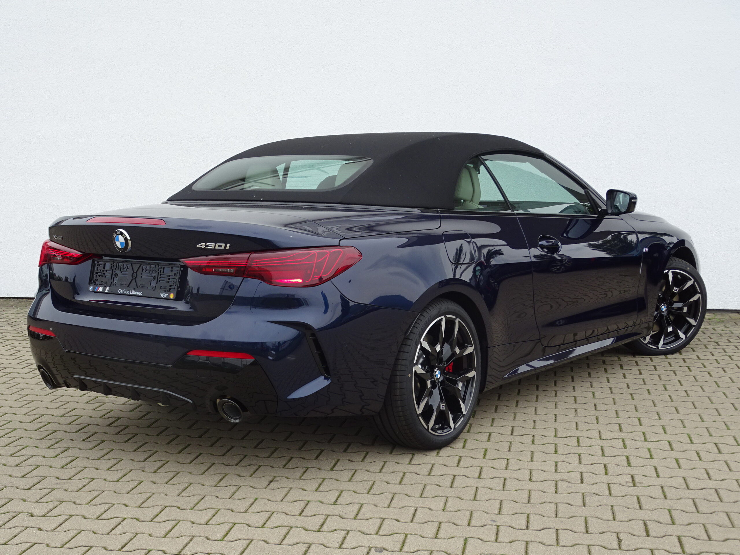 BMW 430i xDrive Convertible