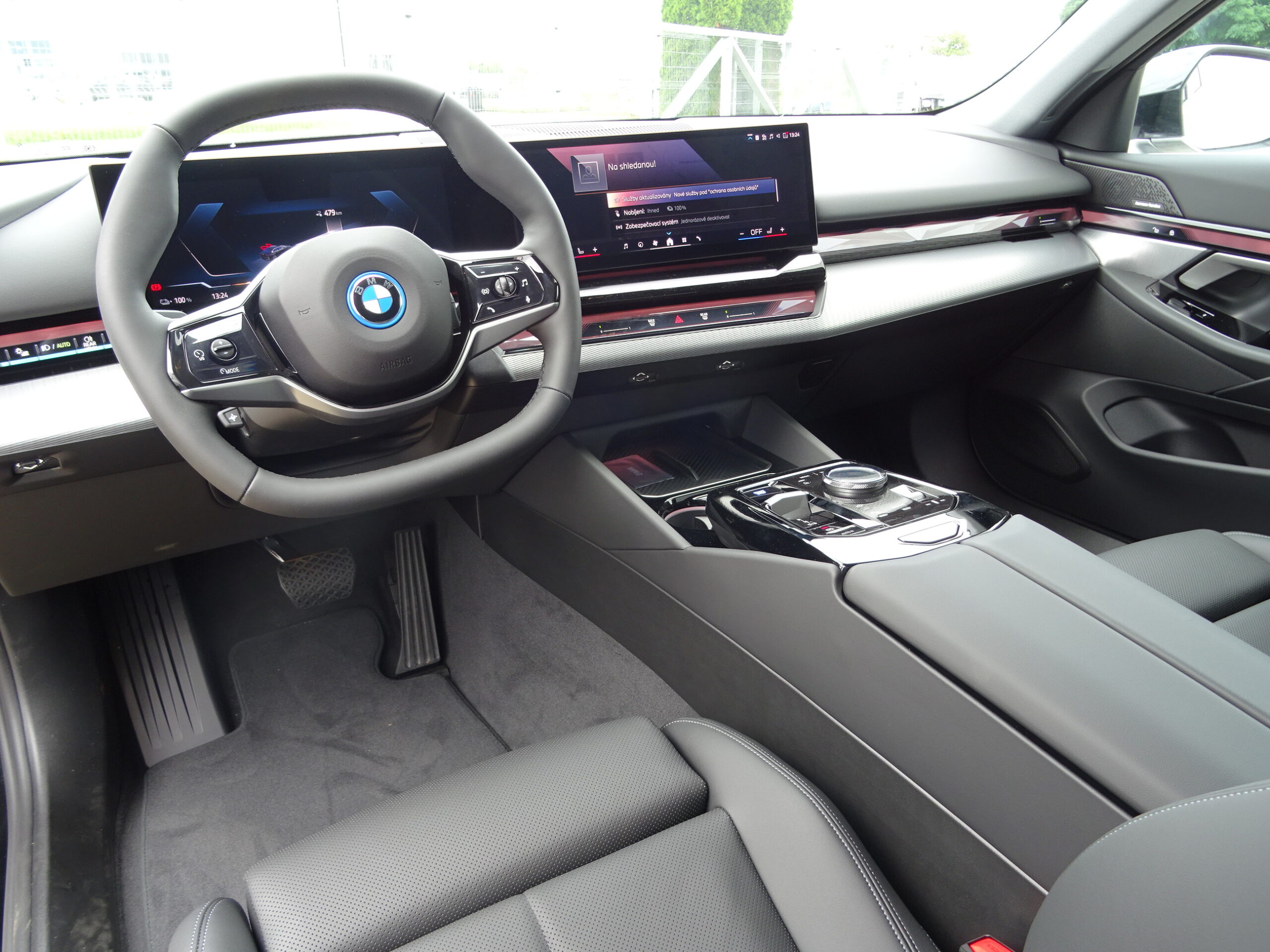BMW i5 xDrive 40