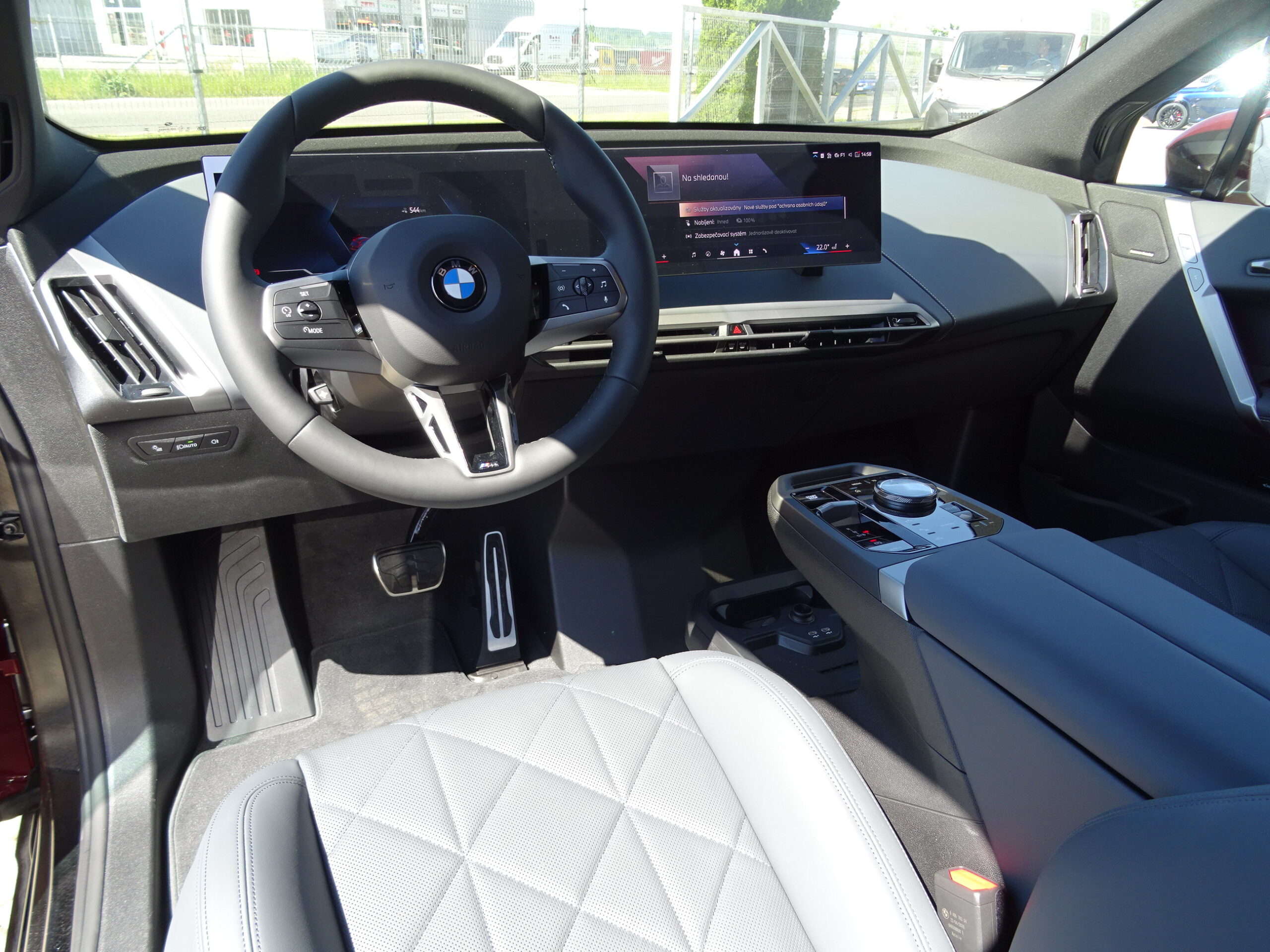 BMW iX xDrive45
