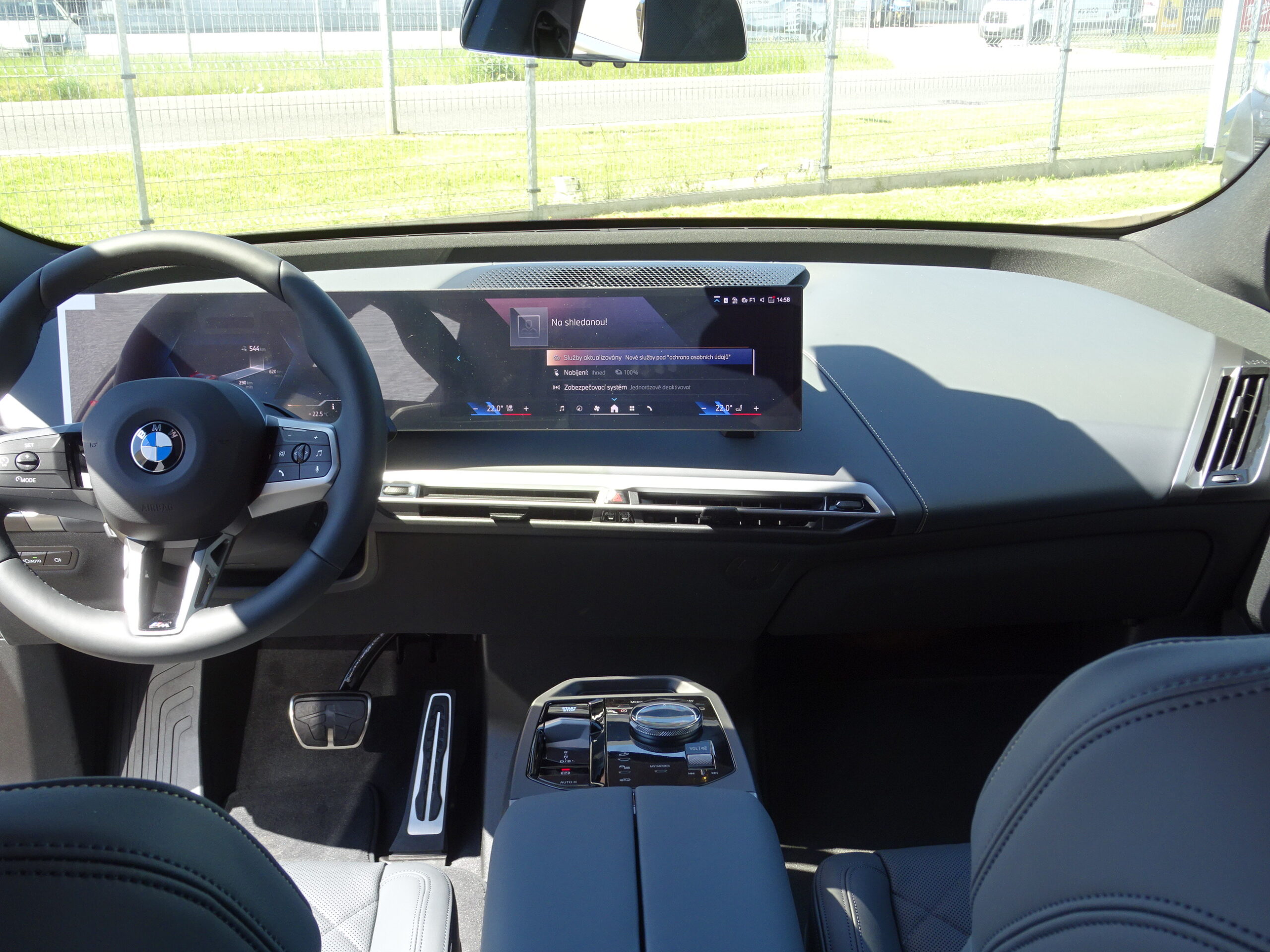 BMW iX xDrive45