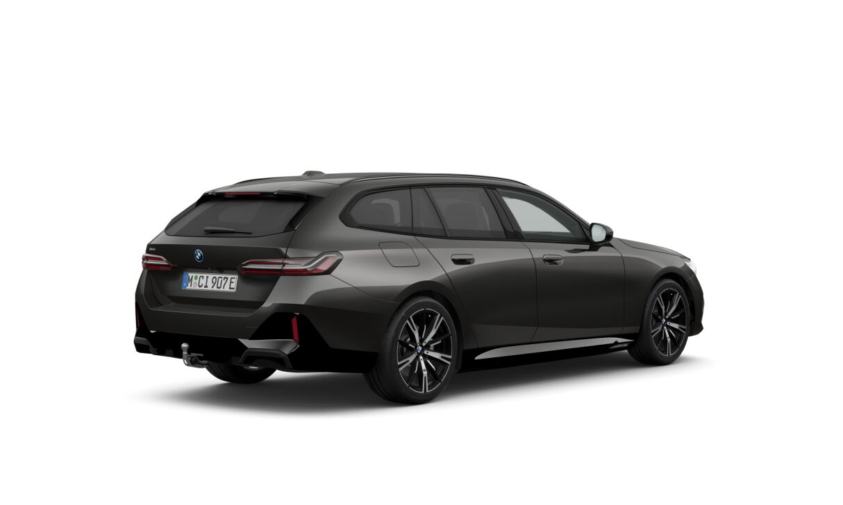 BMW 550e xDrive Touring