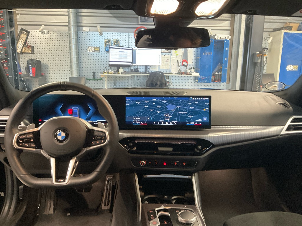 BMW 330i xDrive Touring