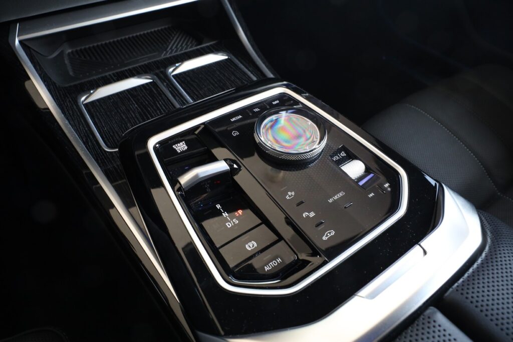 BMW 740d xDrive Sedan