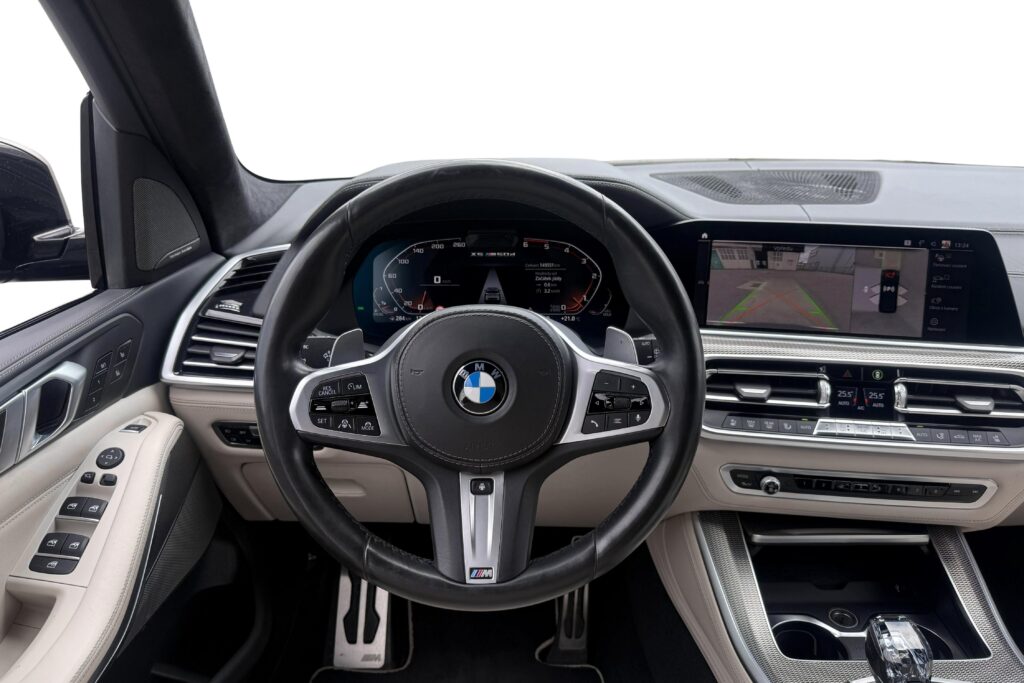 BMW X5 M50d