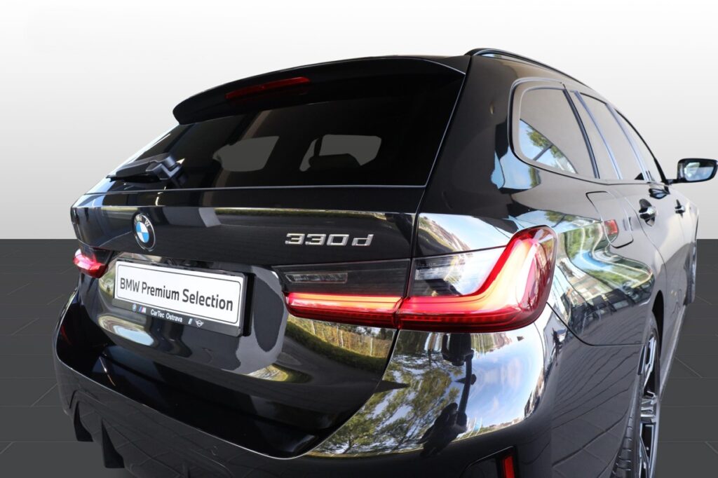 BMW 330d xDrive Touring