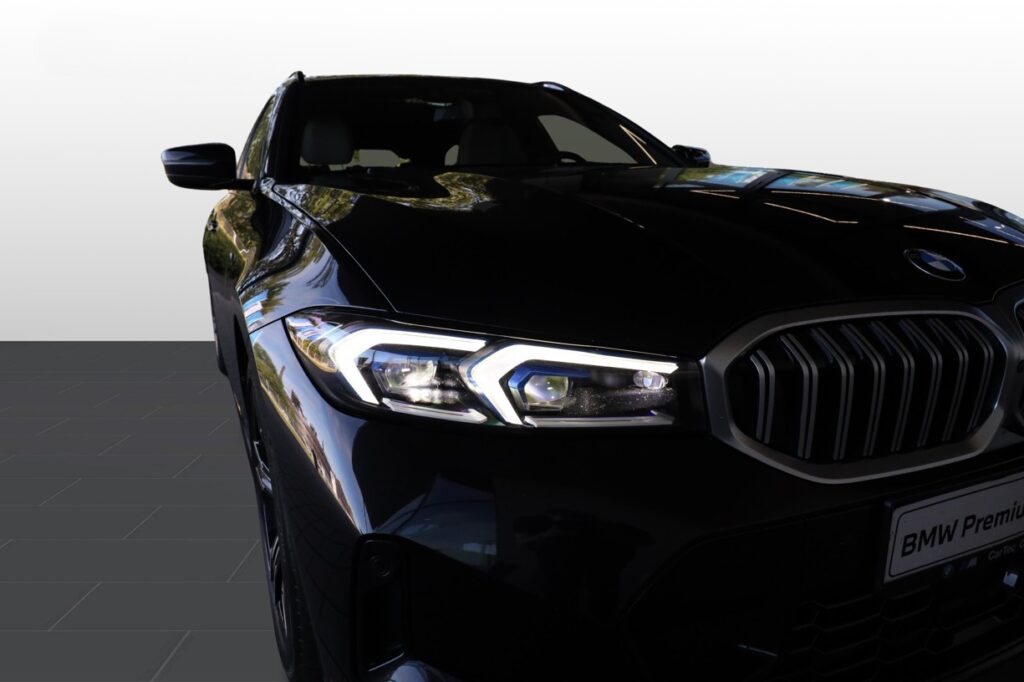BMW 330d xDrive Touring