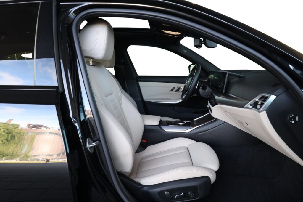 BMW 330d xDrive Touring
