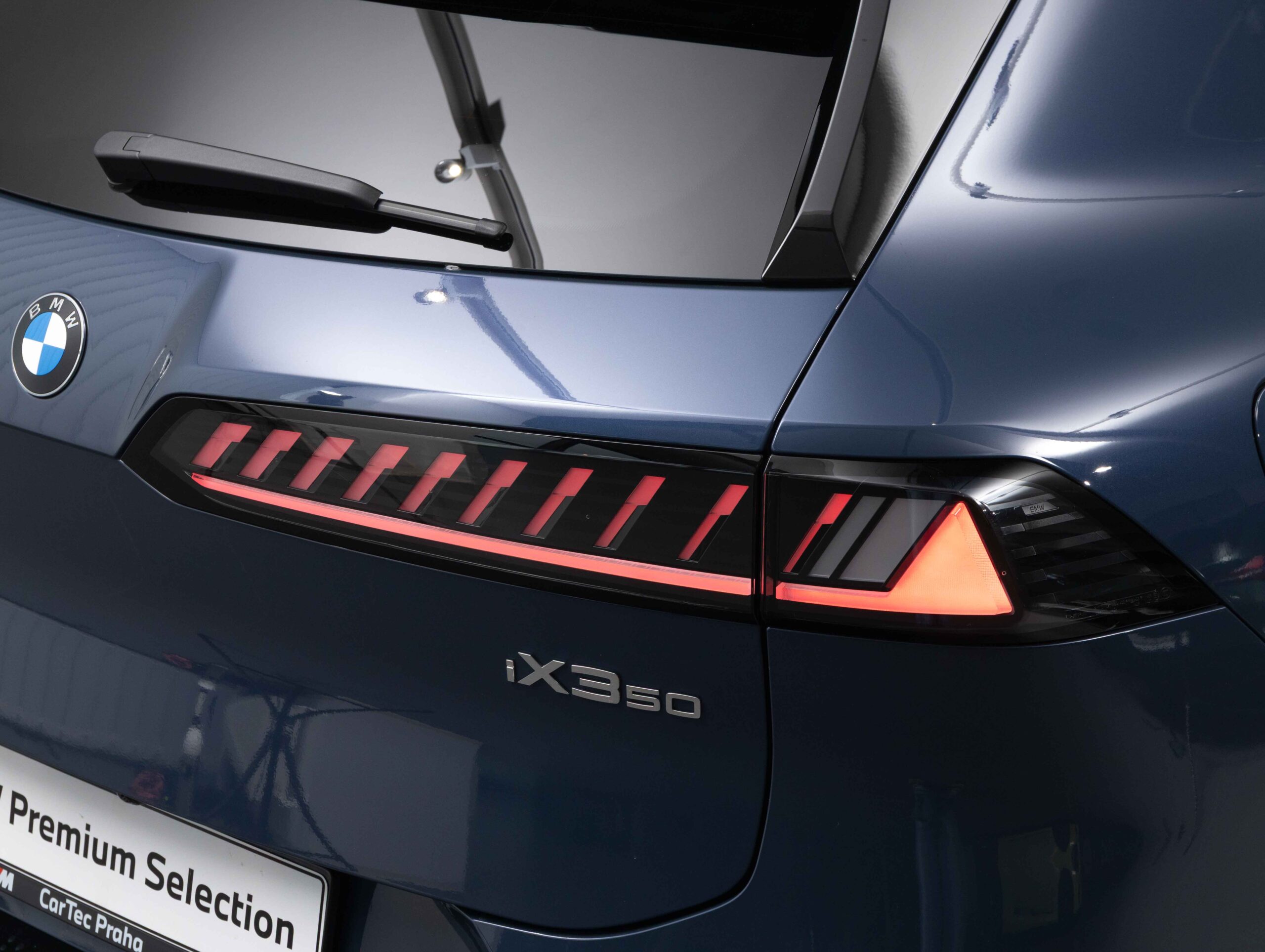 BMW iX3 50 xDrive