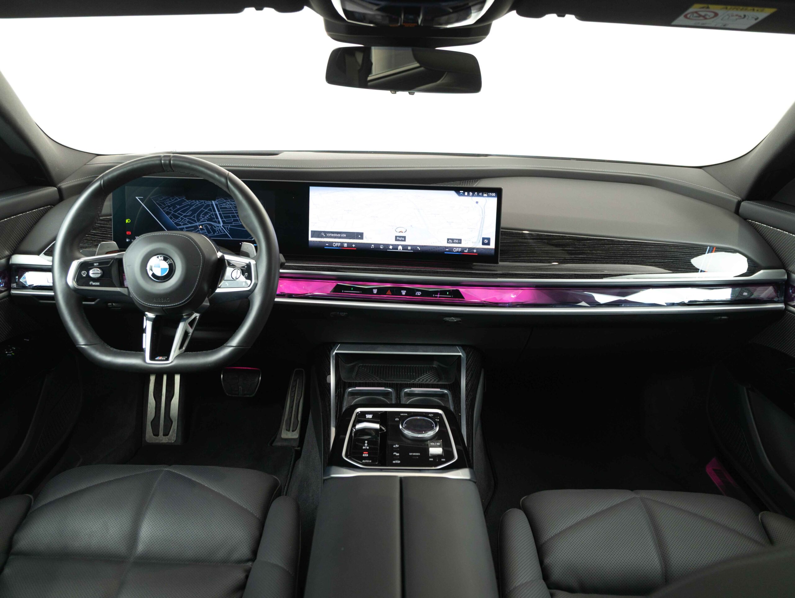 BMW 740d xDrive Sedan