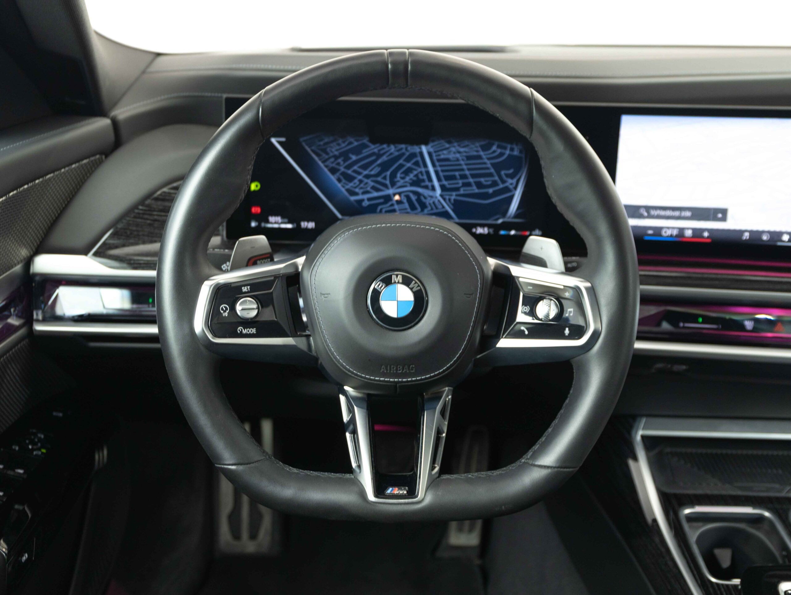 BMW 740d xDrive Sedan