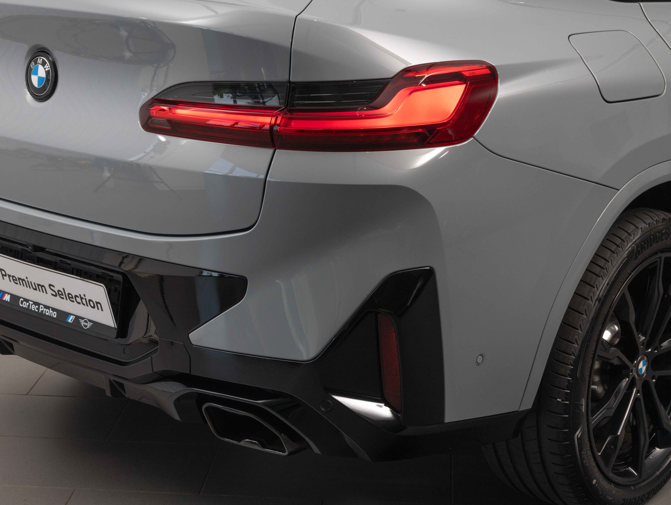 BMW X4 M40d