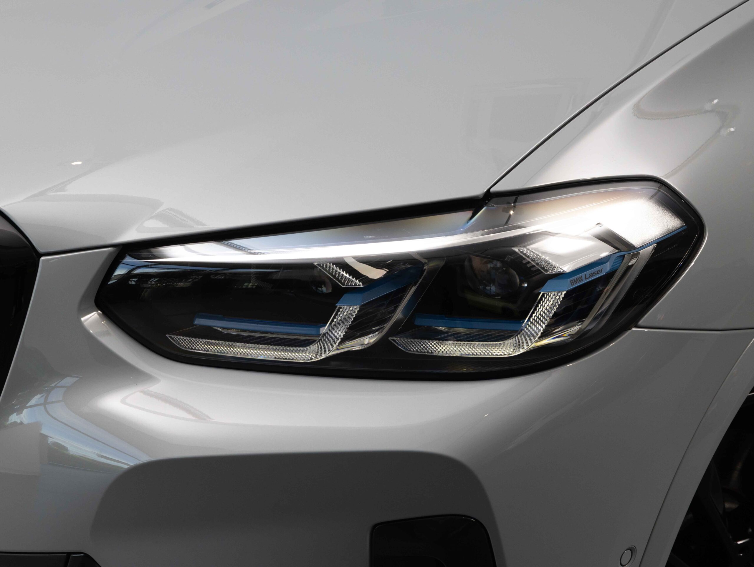 BMW X4 M40d