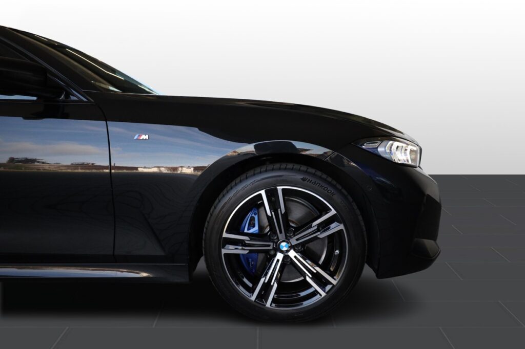 BMW 330d xDrive Touring