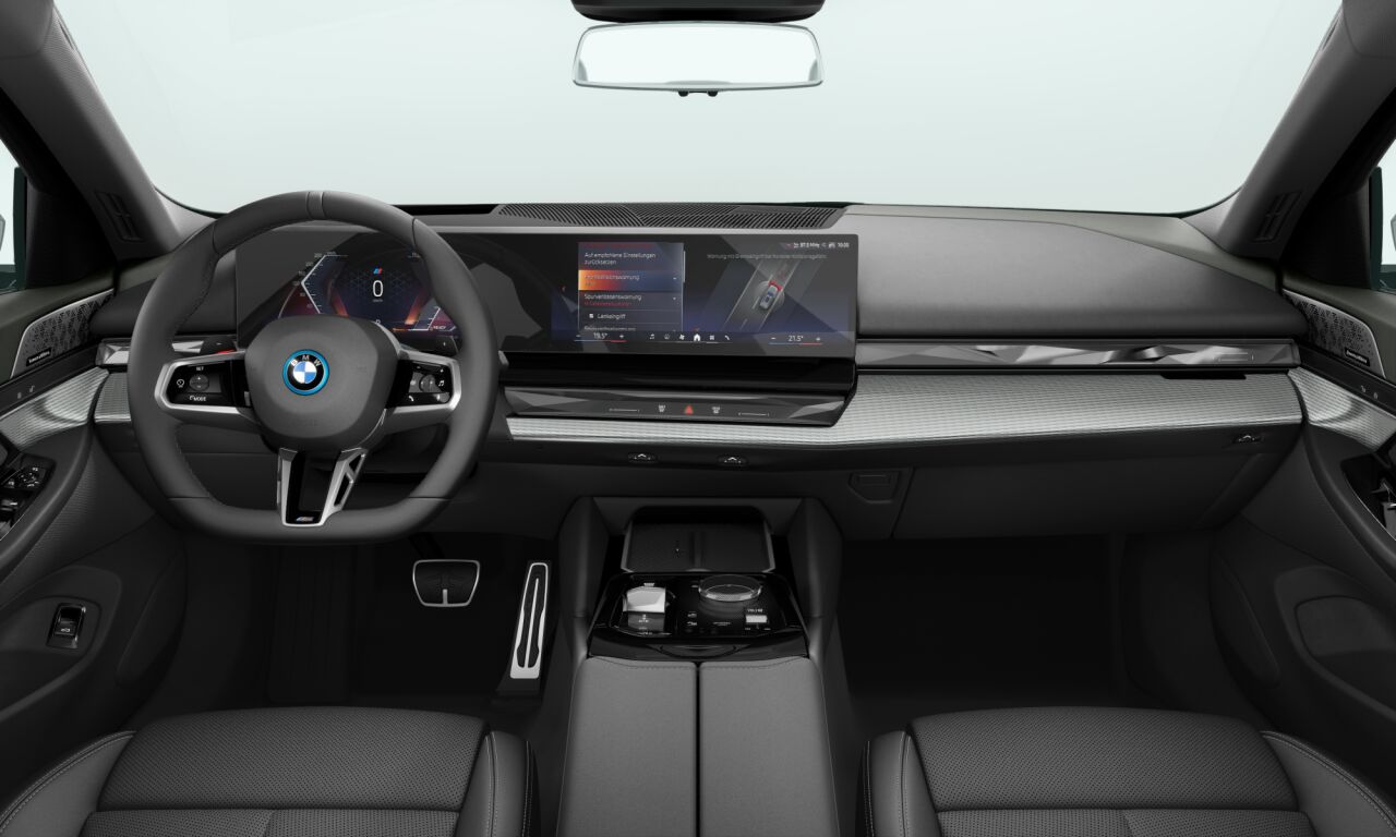 BMW 550e xDrive Touring