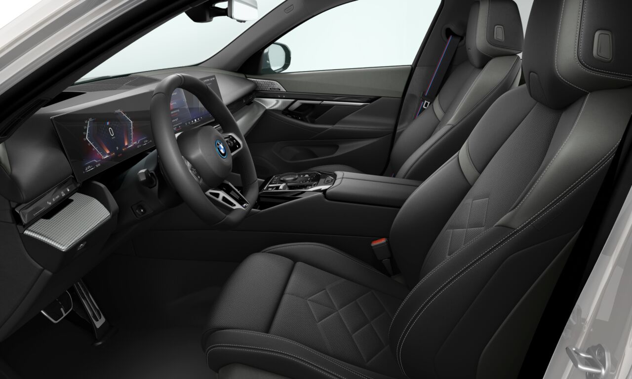 BMW 550e xDrive Touring