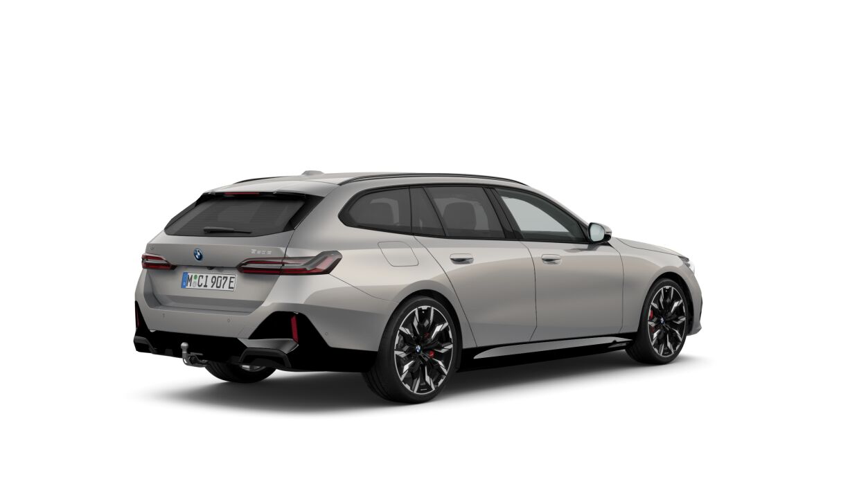 BMW 550e xDrive Touring