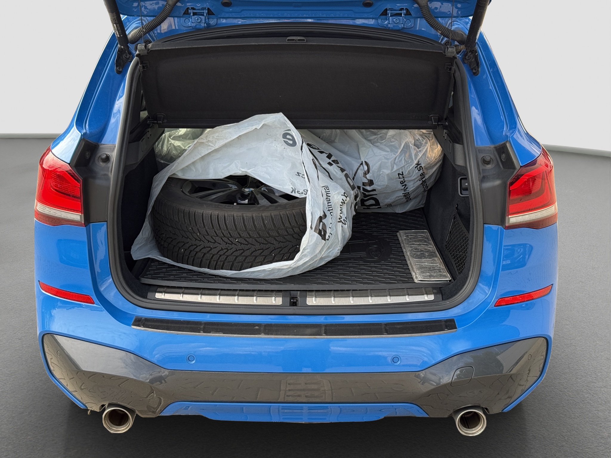 BMW X1 xDrive20i