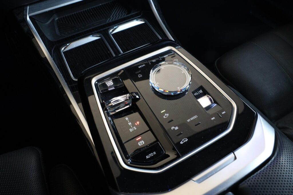 BMW 740d xDrive Sedan