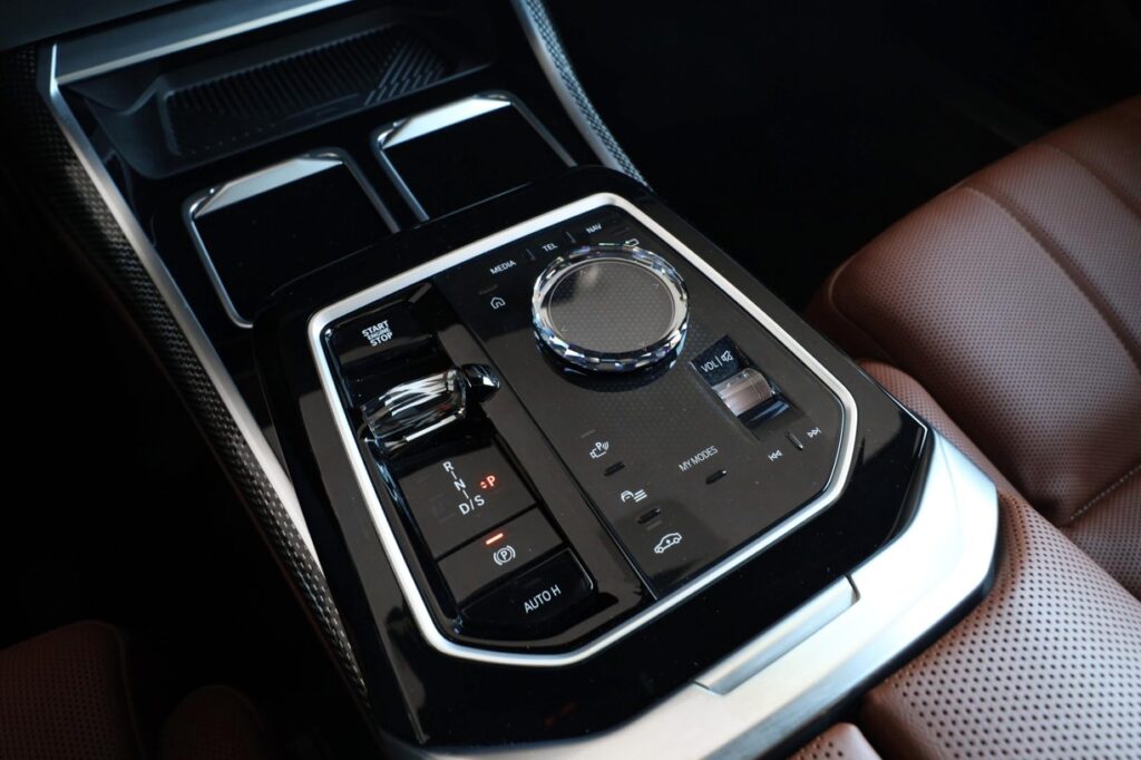 BMW 750e xDrive
