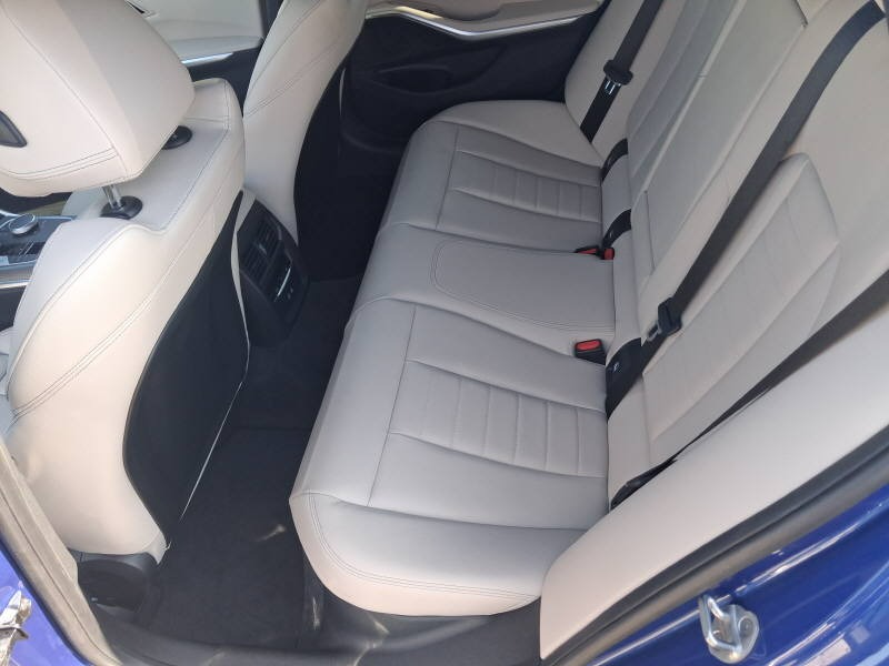 BMW 330d xDrive Touring