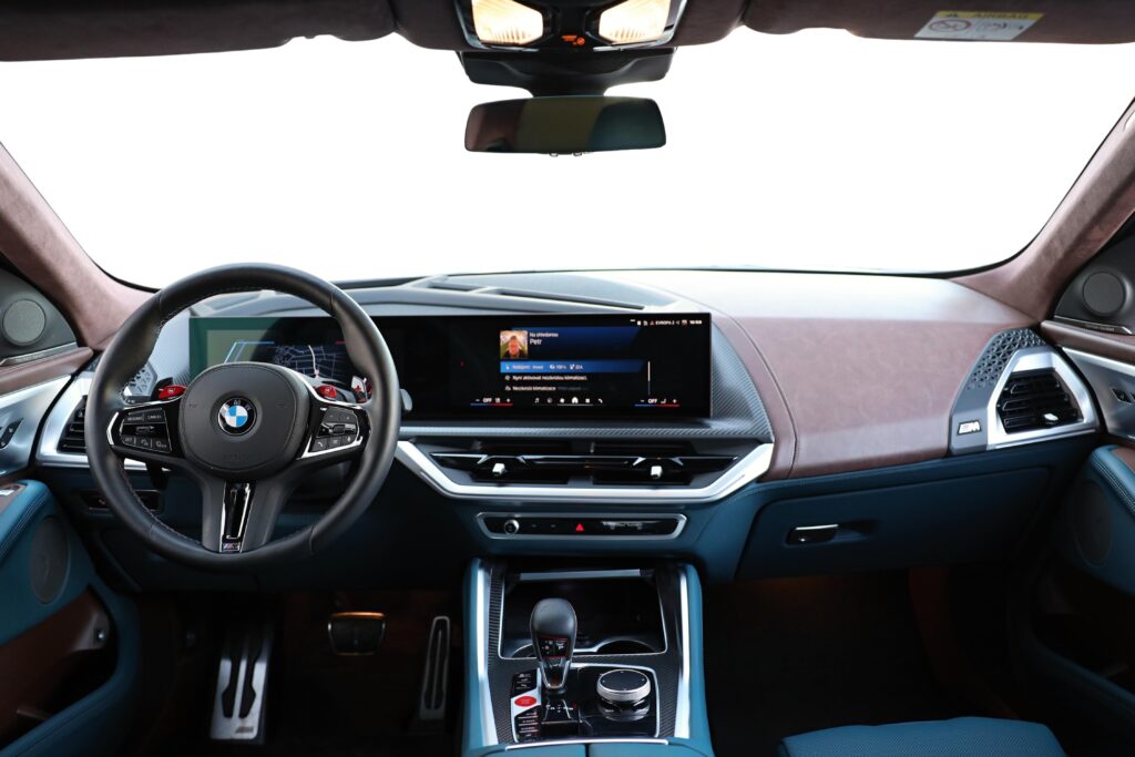 BMW XM