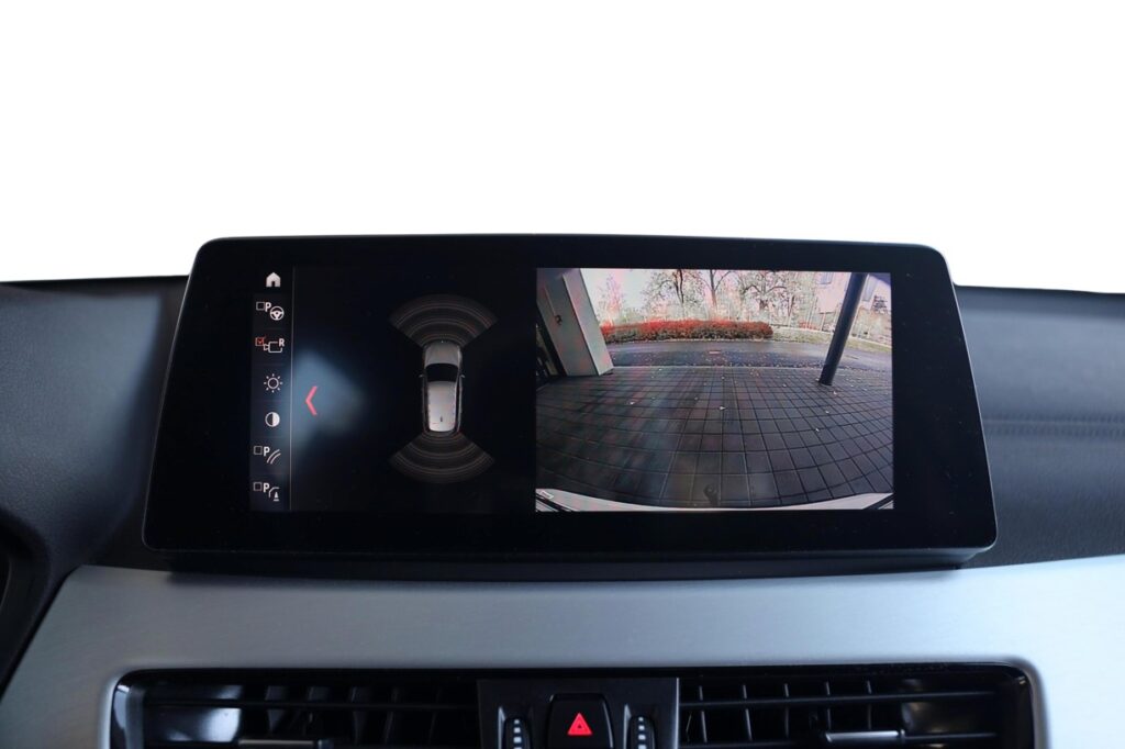 BMW X1 xDrive20i
